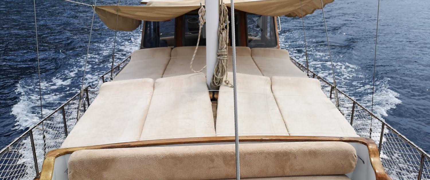 Nuray Boat - Lettino prendisole anteriore